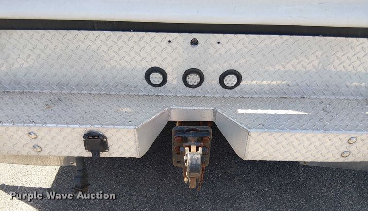 image for item EV5142 2021 Ford F350 Super Duty SuperCab utility bed pickup truck