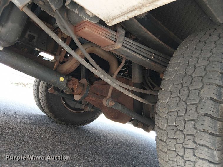 image for item EV5142 2021 Ford F350 Super Duty SuperCab utility bed pickup truck