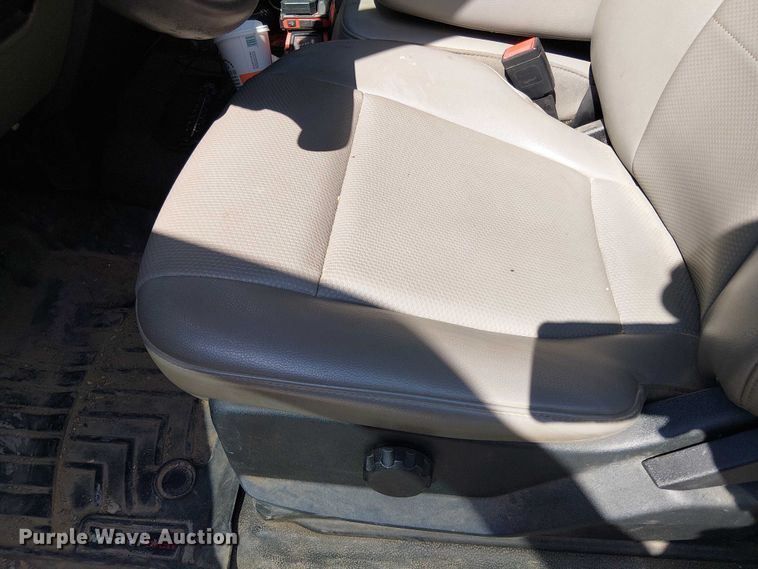 image for item EV5142 2021 Ford F350 Super Duty SuperCab utility bed pickup truck