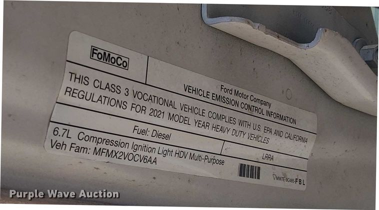 image for item EV5142 2021 Ford F350 Super Duty SuperCab utility bed pickup truck