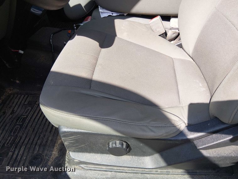 image for item EV5143 2018 Ford F250 Super Duty SuperCab pickup truck