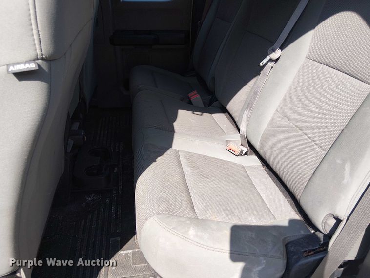 image for item EV5143 2018 Ford F250 Super Duty SuperCab pickup truck