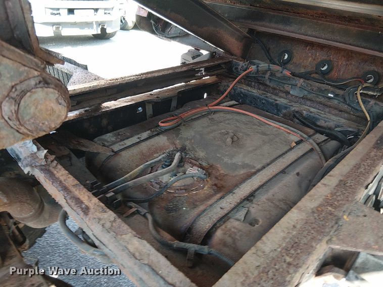 image for item EV5144 2016 Ford F550 Supercab dump truck