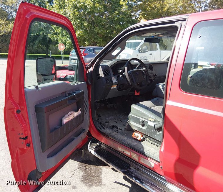 image for item EV5144 2016 Ford F550 Supercab dump truck