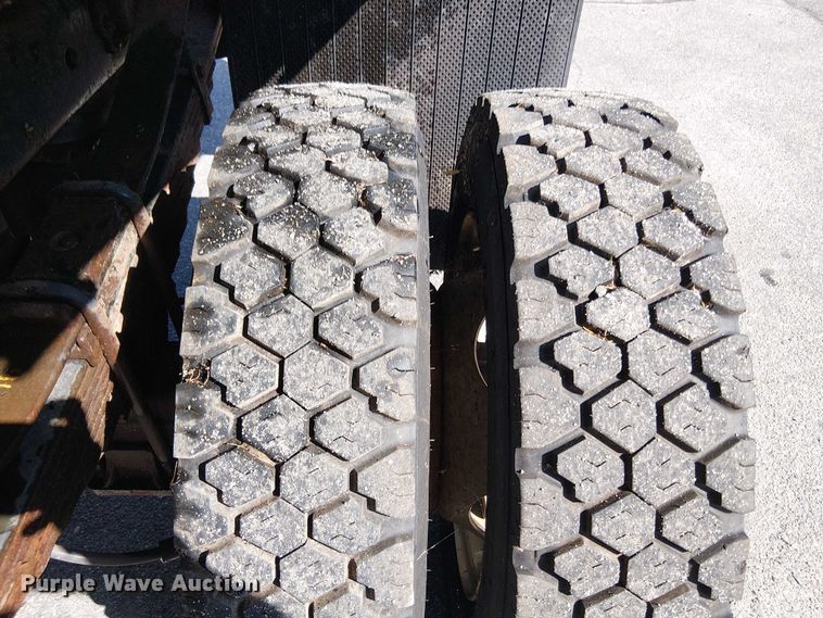 image for item EV5144 2016 Ford F550 Supercab dump truck