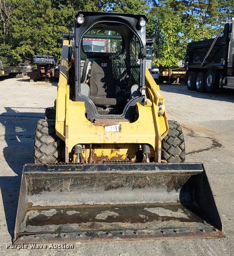 MINI CARGADOR SOBRE RUEDAS 2016 CATERPILLAR 262D