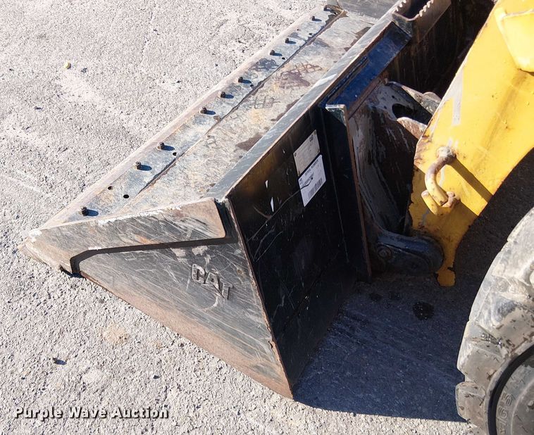 image for item EV5145 2016 Caterpillar 262D skid steer loader