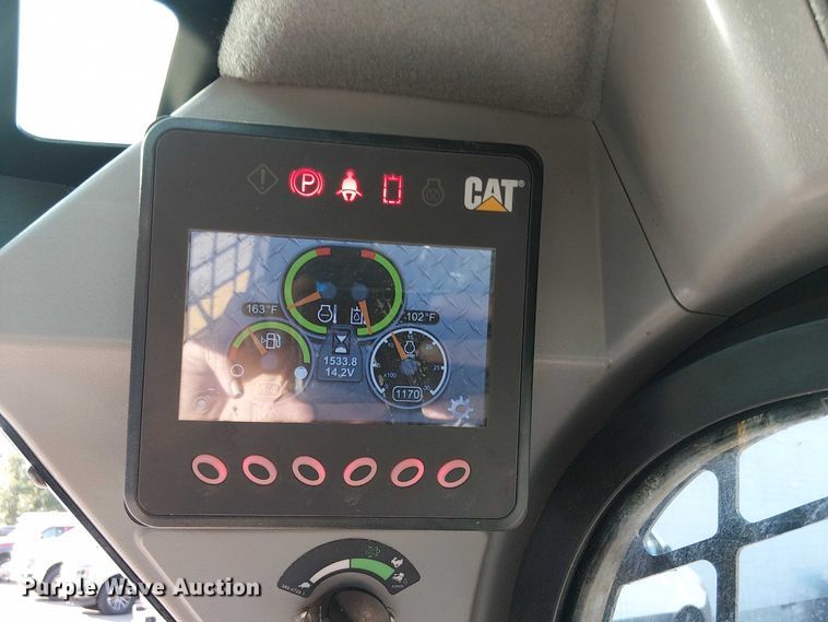 image for item EV5145 2016 Caterpillar 262D skid steer loader