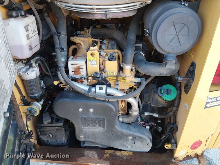 image for item EV5145 2016 Caterpillar 262D skid steer loader