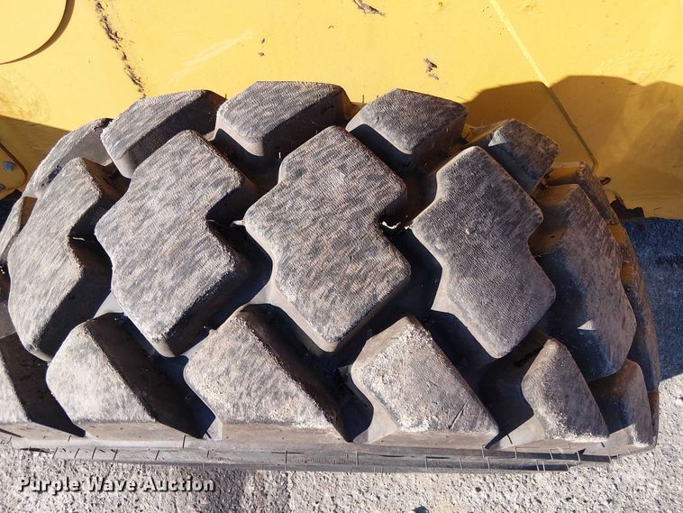 image for item EV5145 2016 Caterpillar 262D skid steer loader