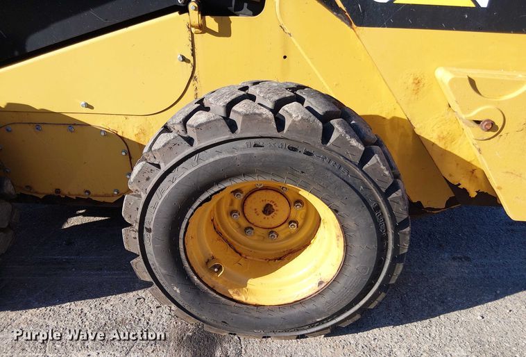 image for item EV5145 2016 Caterpillar 262D skid steer loader