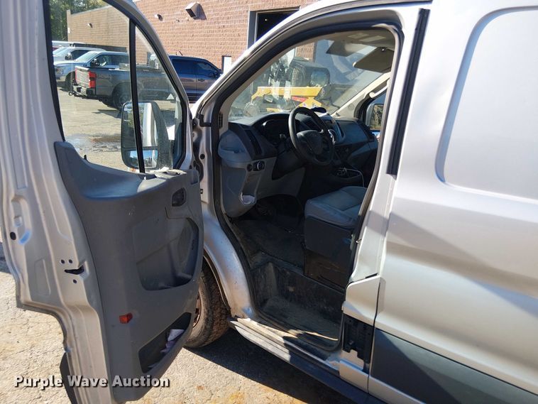 image for item EV5146 2015 Ford Transit van