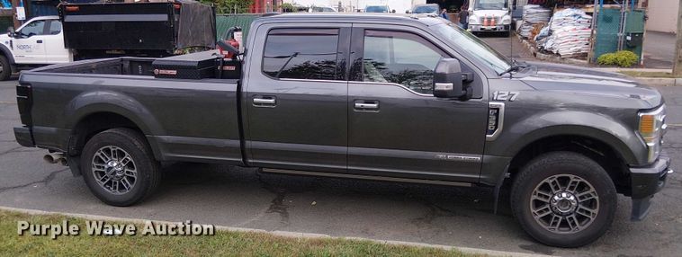 image for item EV5152 2020 Ford F350 Super Duty Crew Cab pickup truck