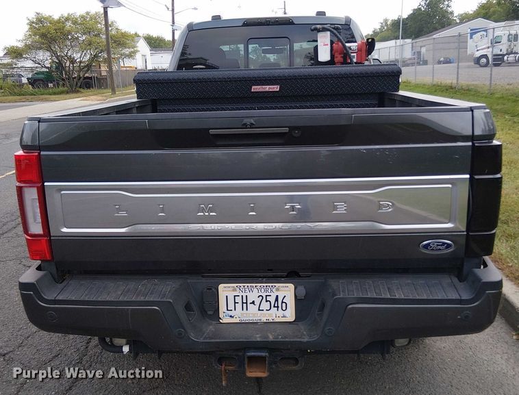 image for item EV5152 2020 Ford F350 Super Duty Crew Cab pickup truck