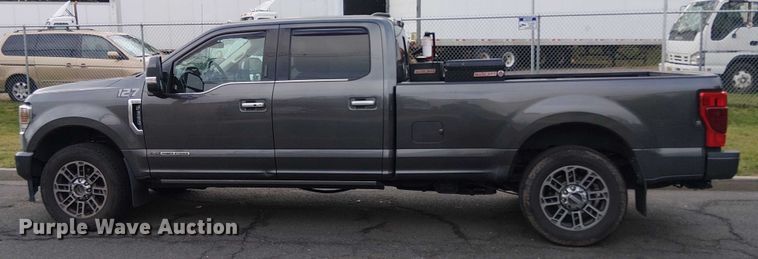 image for item EV5152 2020 Ford F350 Super Duty Crew Cab pickup truck