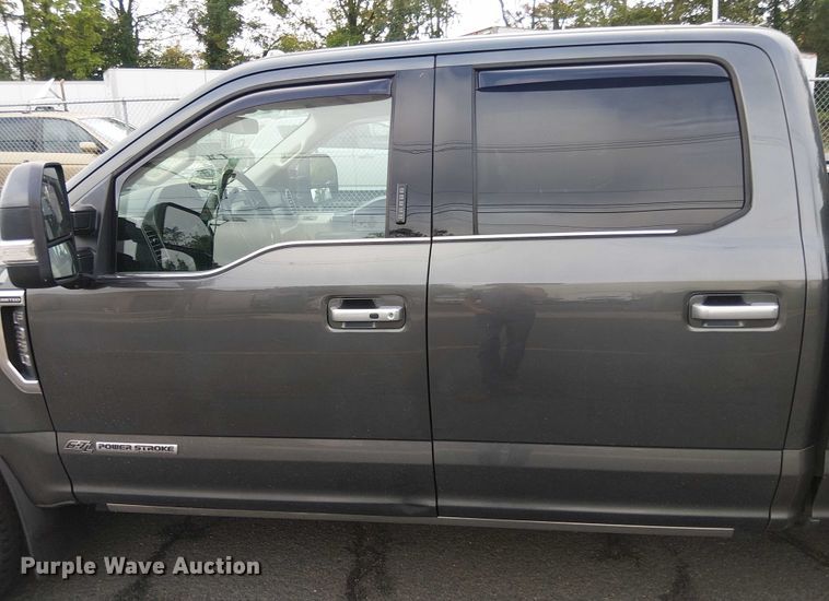 image for item EV5152 2020 Ford F350 Super Duty Crew Cab pickup truck