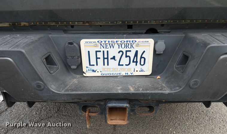 image for item EV5152 2020 Ford F350 Super Duty Crew Cab pickup truck