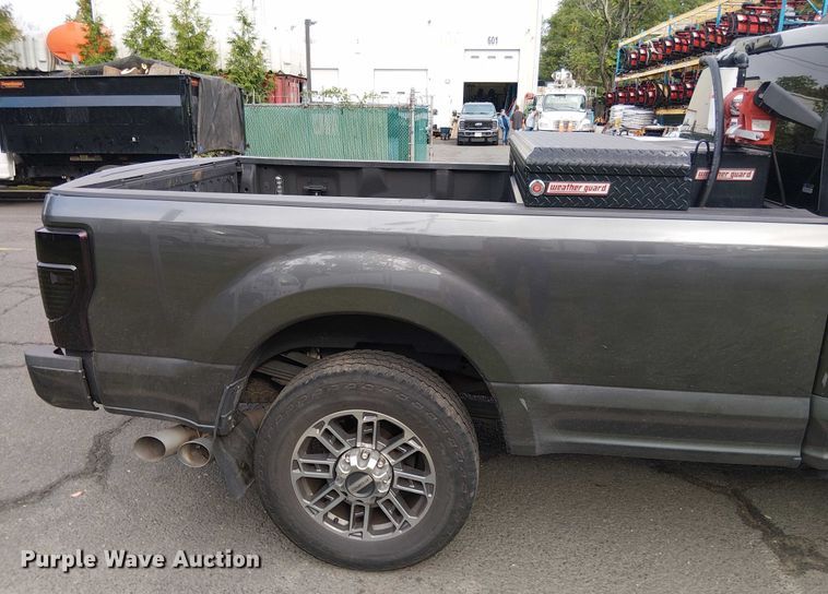 image for item EV5152 2020 Ford F350 Super Duty Crew Cab pickup truck