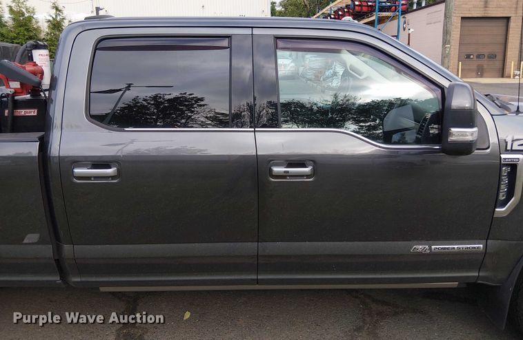 image for item EV5152 2020 Ford F350 Super Duty Crew Cab pickup truck