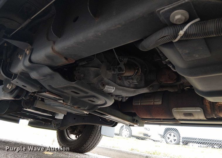 image for item EV5152 2020 Ford F350 Super Duty Crew Cab pickup truck