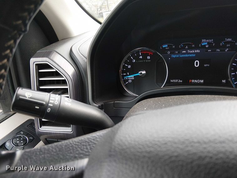 image for item EV5152 2020 Ford F350 Super Duty Crew Cab pickup truck