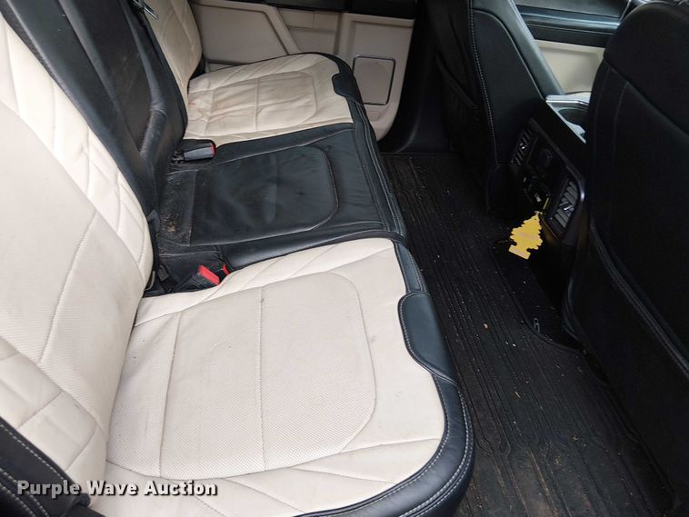 image for item EV5152 2020 Ford F350 Super Duty Crew Cab pickup truck