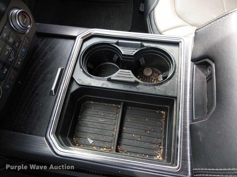 image for item EV5152 2020 Ford F350 Super Duty Crew Cab pickup truck