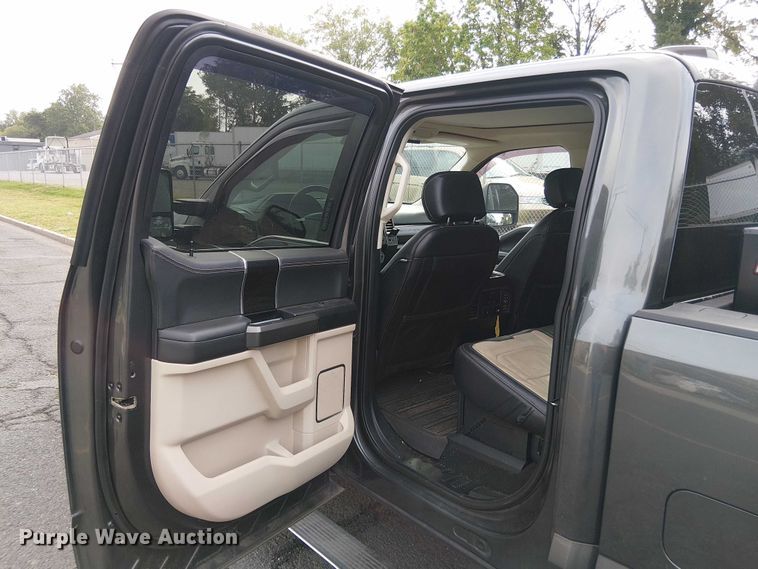 image for item EV5152 2020 Ford F350 Super Duty Crew Cab pickup truck