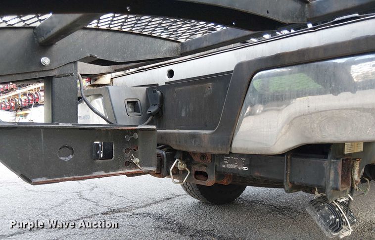 image for item EV5160 2019 Ford F350 Super Duty SuperCab pickup truck