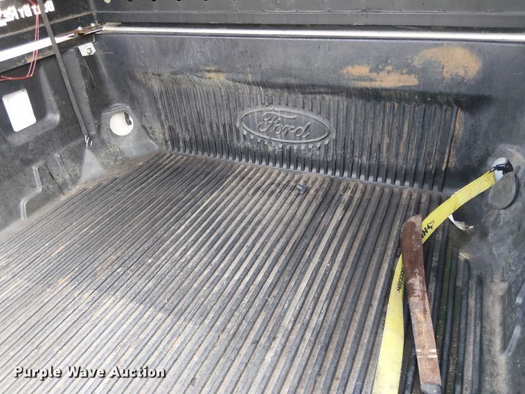 image for item EV5160 2019 Ford F350 Super Duty SuperCab pickup truck