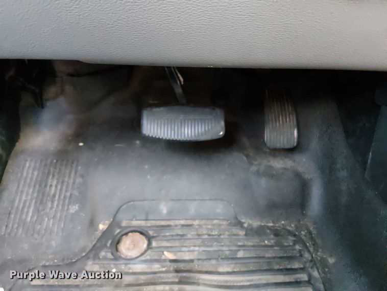 image for item EV5160 2019 Ford F350 Super Duty SuperCab pickup truck