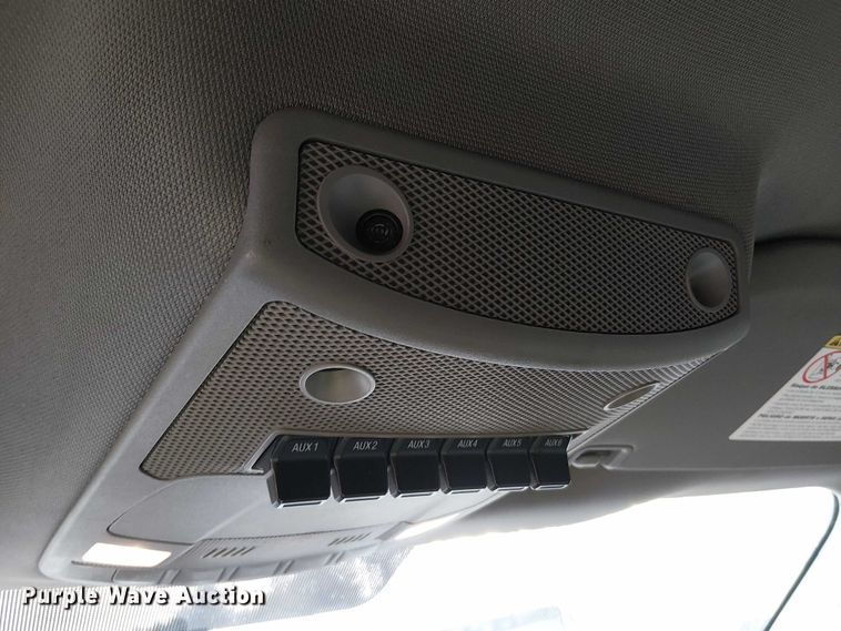 image for item EV5160 2019 Ford F350 Super Duty SuperCab pickup truck