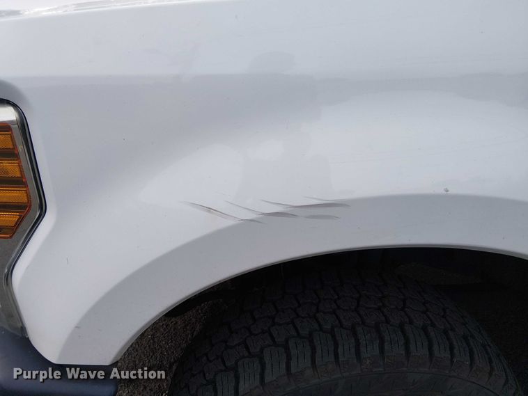 image for item EV5163 2018 Ford F350 Super Duty SuperCab pickup truck