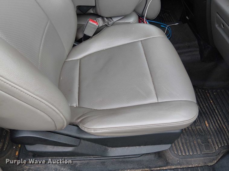 image for item EV5163 2018 Ford F350 Super Duty SuperCab pickup truck