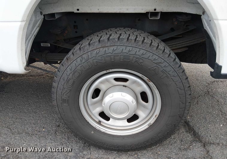 image for item EV5163 2018 Ford F350 Super Duty SuperCab pickup truck