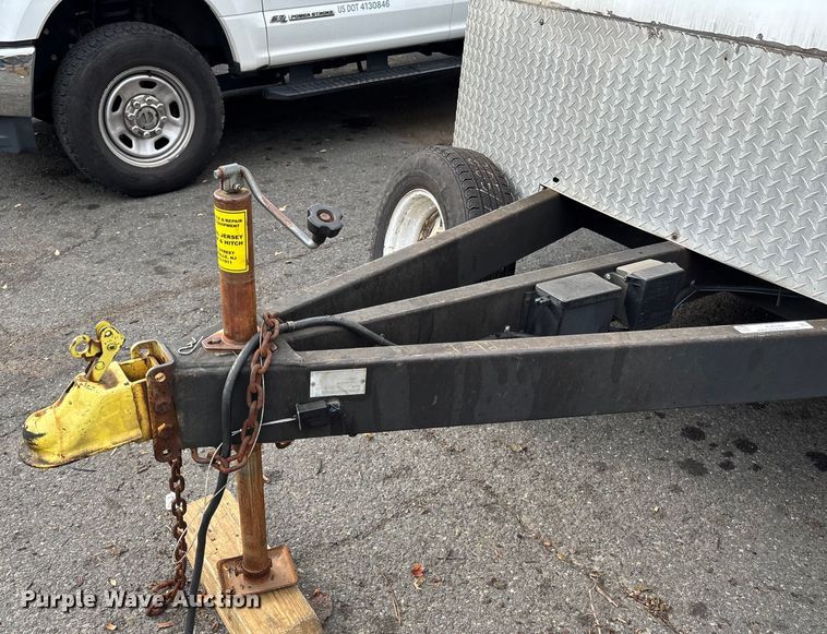 image for item EV5164 2002 U.S. Cargo enclosed cargo trailer