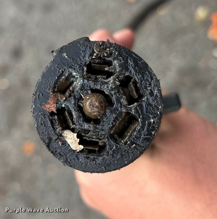 image for item EV5164 2002 U.S. Cargo enclosed cargo trailer