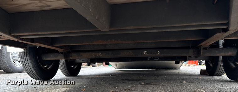 image for item EV5164 2002 U.S. Cargo enclosed cargo trailer