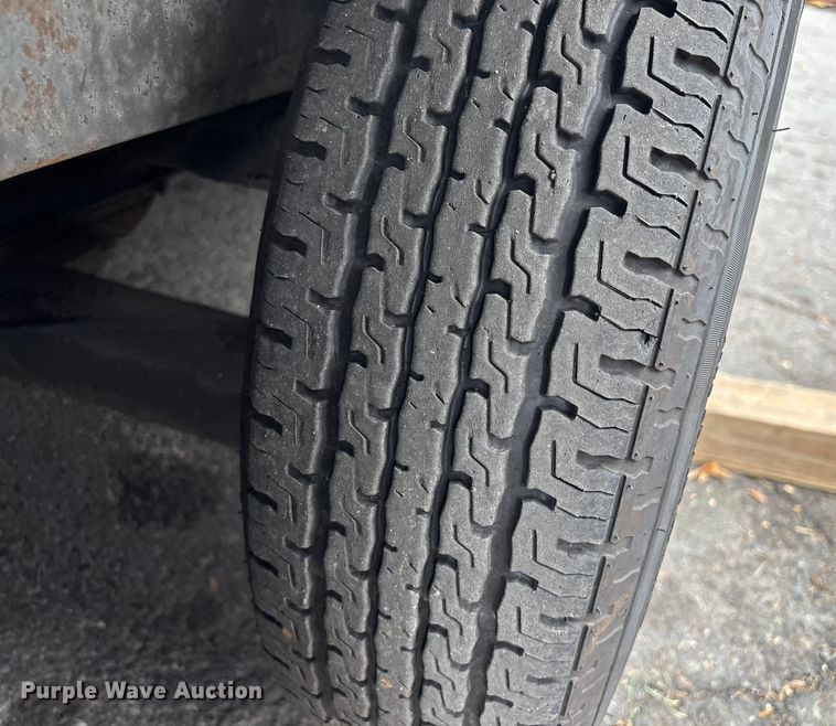 image for item EV5164 2002 U.S. Cargo enclosed cargo trailer