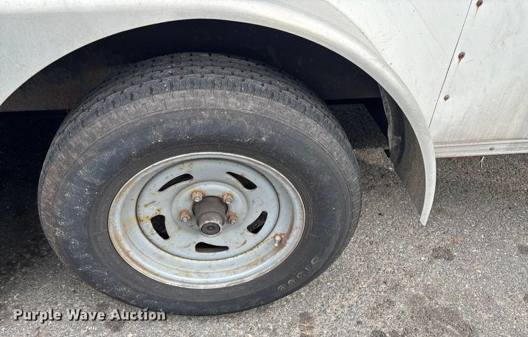 image for item EV5164 2002 U.S. Cargo enclosed cargo trailer