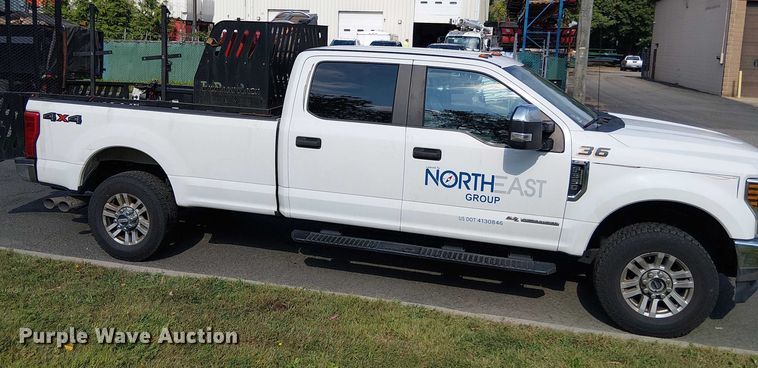 image for item EV5173 2018 Ford F350 Super Duty Crew Cab pickup truck