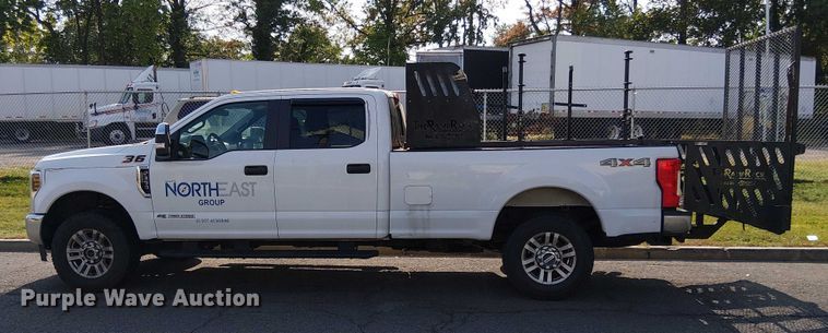 image for item EV5173 2018 Ford F350 Super Duty Crew Cab pickup truck