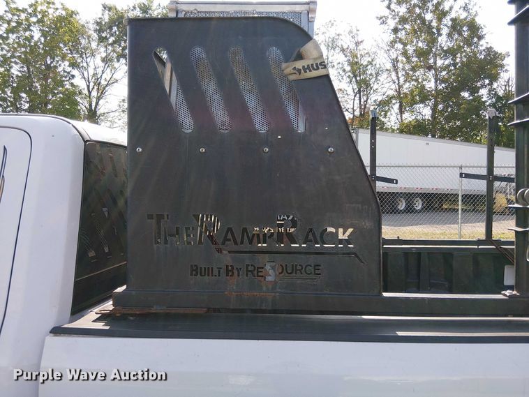 image for item EV5173 2018 Ford F350 Super Duty Crew Cab pickup truck