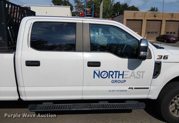 image for item EV5173 2018 Ford F350 Super Duty Crew Cab pickup truck