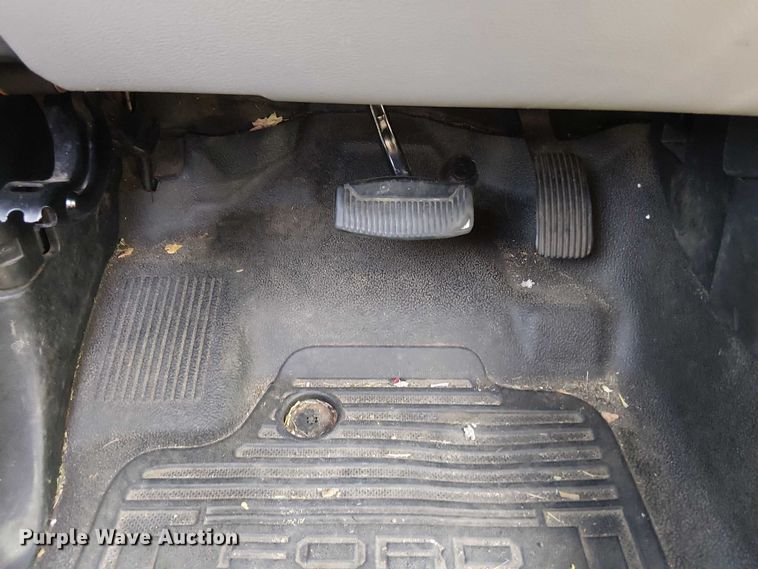 image for item EV5173 2018 Ford F350 Super Duty Crew Cab pickup truck