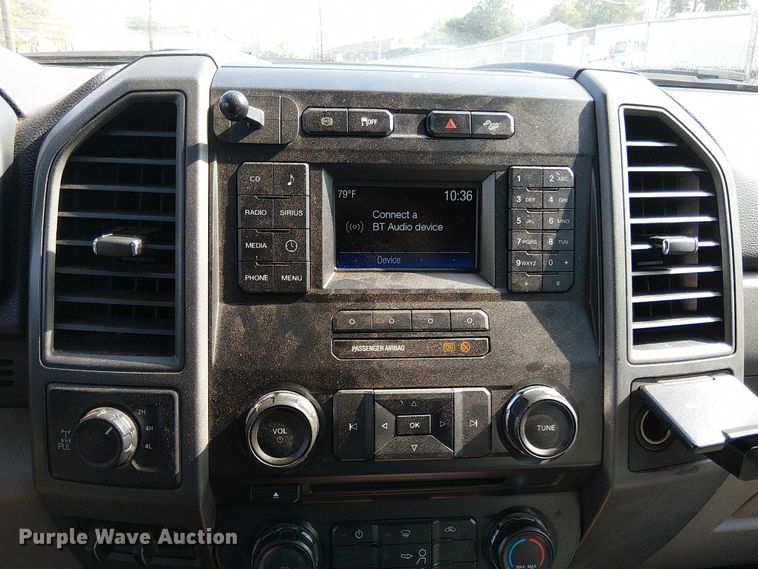 image for item EV5173 2018 Ford F350 Super Duty Crew Cab pickup truck