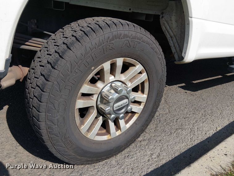 image for item EV5173 2018 Ford F350 Super Duty Crew Cab pickup truck