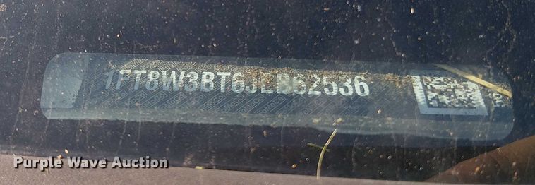 image for item EV5173 2018 Ford F350 Super Duty Crew Cab pickup truck