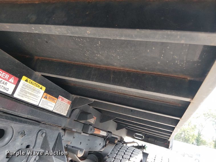 image for item EV5208 2019 Ford F550 SuperCab dump truck