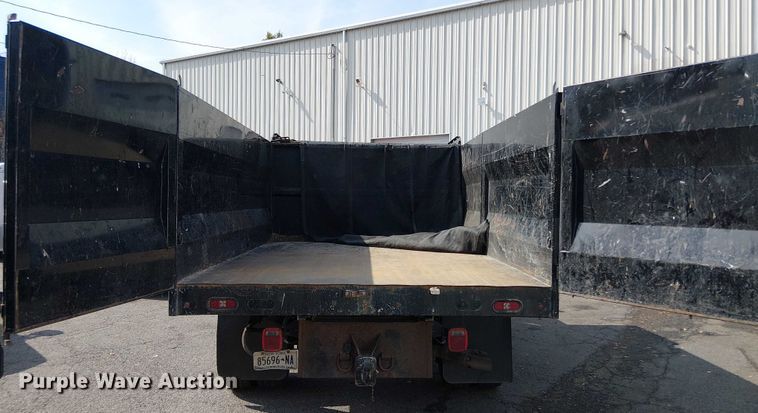 image for item EV5208 2019 Ford F550 SuperCab dump truck